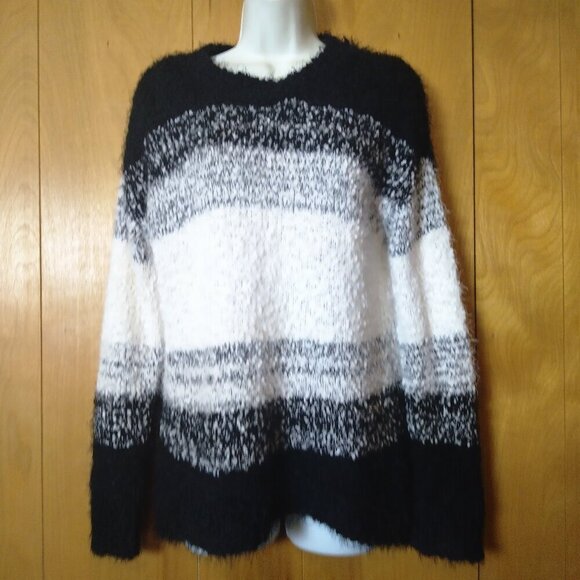 So Brand Women's Small Eyelash Knit Super Soft Striped Pullover Sweater - Picture 1 of 4